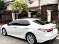 Pearl White Toyota Camry 2020 for sale in Automatic-9