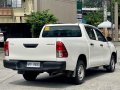 Selling White Toyota Hilux 2019 in Makati-0