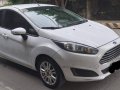 White Ford Fiesta 2015 for sale in Manual-8
