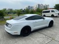 White Ford Mustang 2018 for sale in Automatic-2