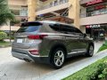 Grey Hyundai Santa Fe 2019 for sale in Automatic-5