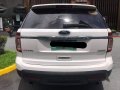 Selling White Ford Explorer 2014 in Quezon-3