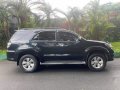 Selling Black Toyota Fortuner 2012 in Makati-0