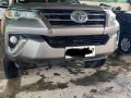 Selling Silver Toyota Fortuner 2016 in Las Piñas-4