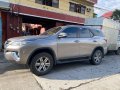 Selling Silver Toyota Fortuner 2016 in Las Piñas-7