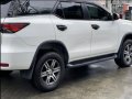 Selling White Toyota Fortuner 2018 in Jaen-5