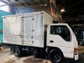  2008 Isuzu Elf  4HF1 alum closed van 10ft single tirefor sale in good condition-3