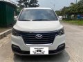 Selling White Hyundai Starex 2020 in Quezon City-7