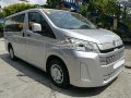 2020 Toyota Hiace Commuter Deluxe 2.8MT -9