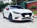 White Mazda 3 2017 for sale in Automatic-9