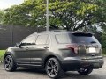 Selling Grey Ford Explorer 2015 in Parañaque-4