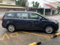 Grey Kia Carnival 2016 for sale in Automatic-9