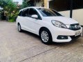 Sell White 2016 Honda Mobilio -4