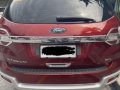 Red Ford Everest 2020 for sale in Automatic-8