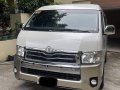 Selling White Toyota Hiace Super Grandia 2016 in Pateros-7