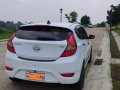 White Hyundai Accent 2016 for sale in Automatic-8