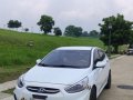 White Hyundai Accent 2016 for sale in Automatic-2