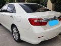 Selling Pearl White Toyota Camry 2019 in Angeles-7