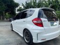 Selling Pearl White Honda Jazz 2013 in Quezon City-2