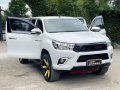 Selling White Toyota Hilux 2017 in Quezon-8