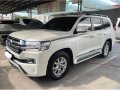 White Toyota Land Cruiser 2018 for sale in Quezon-0