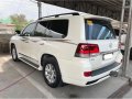 White Toyota Land Cruiser 2018 for sale in Quezon-3