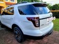 Pearl White Ford Explorer 2015 for sale in Makati-3