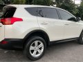 Selling White Toyota RAV4 2013 in Quezon-4