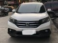 Pearl White Honda Cr-V 2013 for sale in Manila-8