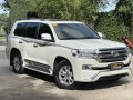 White Toyota Land Cruiser 2018 for sale in Quezon-5