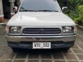 White Toyota Hilux 2001 for sale in Quezon-6