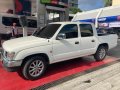 White Toyota Hilux 2001 for sale in Quezon-5