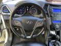 Selling White Hyundai Santa Fe 2015 in Muntinlupa-5