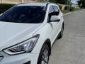Selling White Hyundai Santa Fe 2015 in Muntinlupa-8