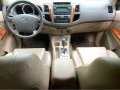 Selling Pearl White Toyota Fortuner 2010 in Las Piñas-3