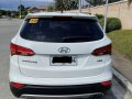 Selling White Hyundai Santa Fe 2015 in Muntinlupa-7
