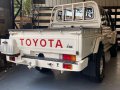 Selling White Toyota Land Cruiser 2020 in Muntinlupa-0