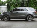 Selling Grey Ford Explorer 2016 in Quezon City-5