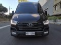 Selling Black Hyundai H350 2018 in Manila-5