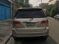 Selling Pearl White Toyota Fortuner 2006 in Taguig-7