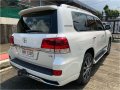 Selling Pearl White Toyota Land Cruiser 2018 in Quezon-3