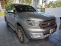 Selling Brightsilver Ford Everest 2018 in Angeles-5