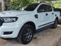 Selling White Ford Ranger 2017 in Surigao-7