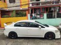 Sell Pearl White 2009 Honda Civic in Marikina-2