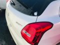 Pearl White Suzuki Swift 2019 for sale in Quezon-3