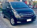 Sell Black 2015 Hyundai Starex-7