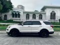Pearl White Ford Explorer 2018 for sale in Automatic-6