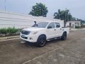 Selling White Toyota Hilux 2013 in Muntinlupa-7