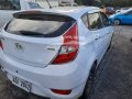 2017 Hyundai Accent hatchback 1.6 crdi AT white - 425k-1