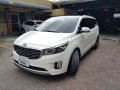 Pearl White Kia Carnival 2016 for sale in Pasig-5